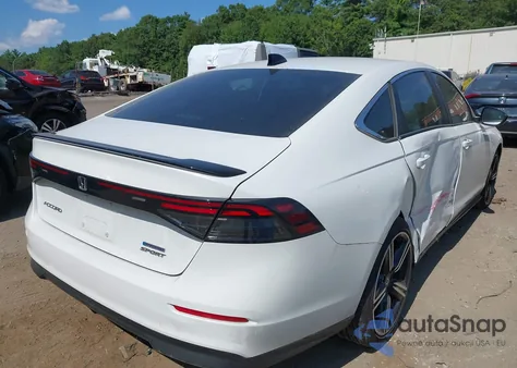 2024 Honda Accord Hybrid Sport z USA, uszkodzony, nr VIN 1HGCY2F55RA041365